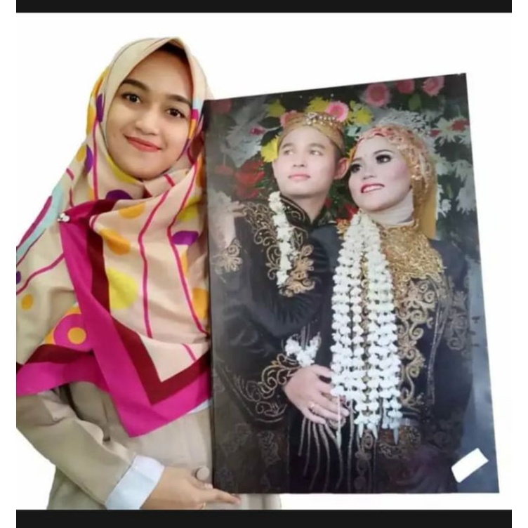 cetak foto Besar sudah di bingkai 20R 30x40