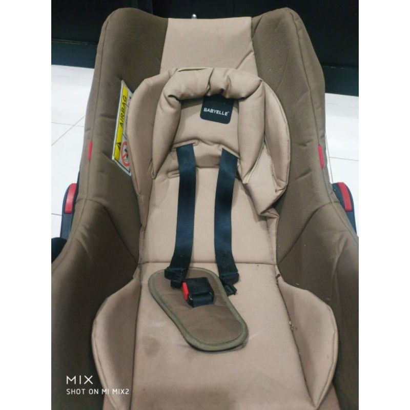 Preloved Car seat BabyELLE