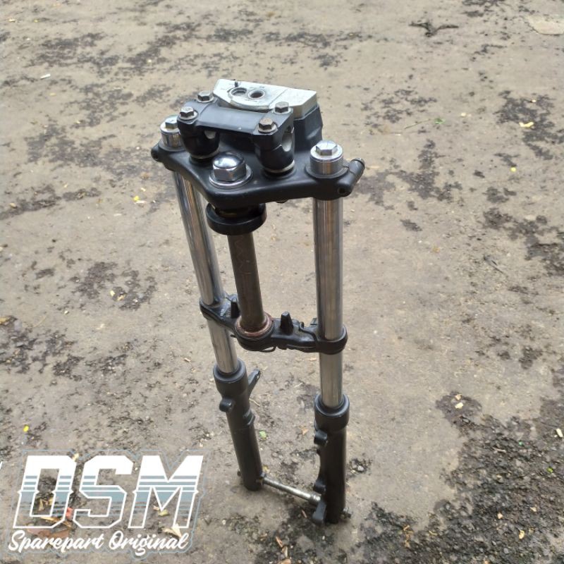 Shockbreaker Depan Shock Depan Old CB 150 R Old CB 150R K15