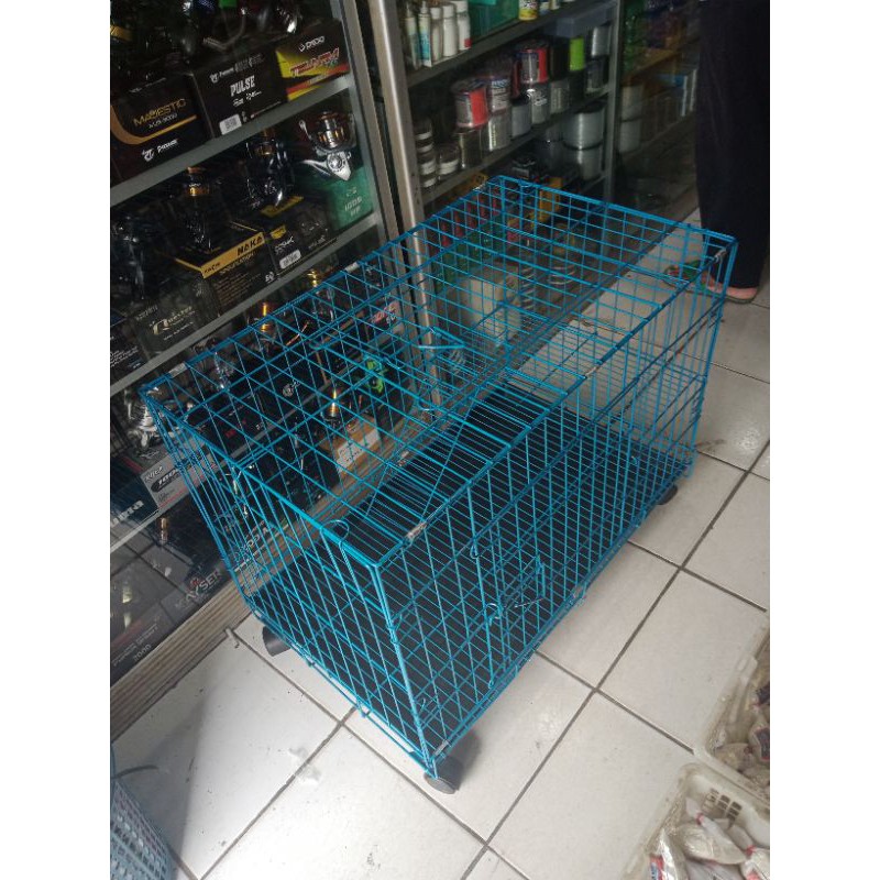 kandang  kucing lipat75x45x50tingkat roda-2
