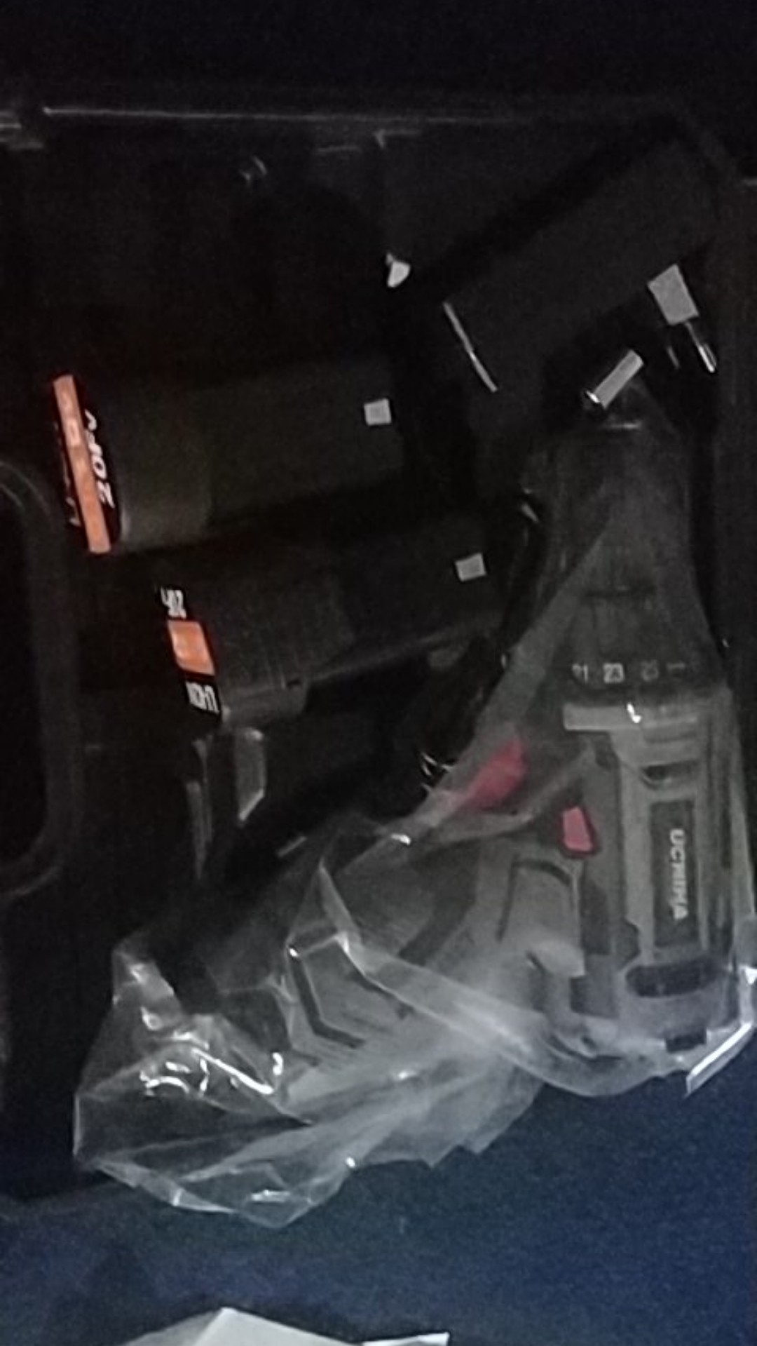 Bor Drill Uchiha 20 Vol Baterai Bor Besi Kayu Tembok