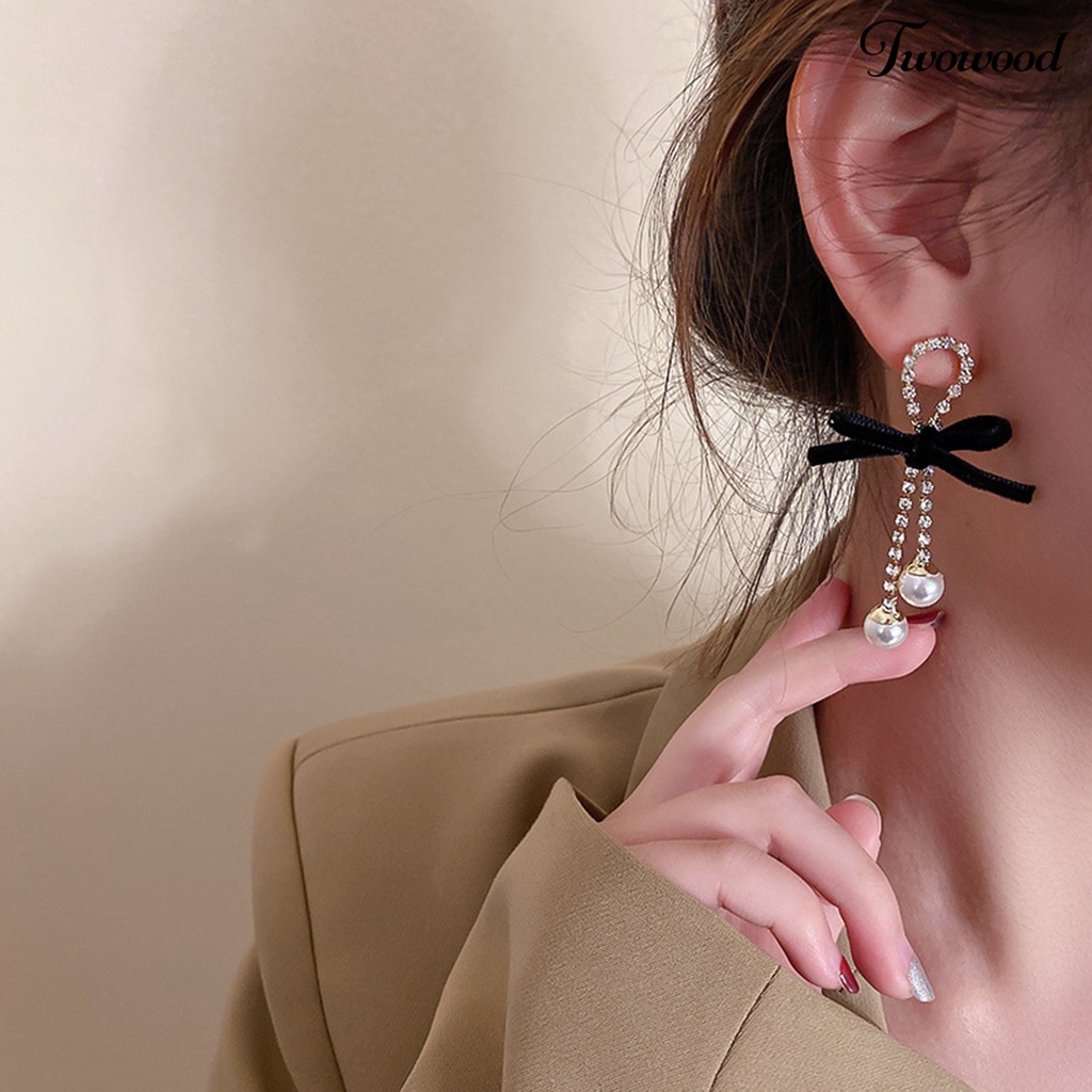 Twowood 1 Pair Dangle Earrings Bow Faux Pearls Women Shiny Rhinestones Tassels Stud Earrings for Dating
