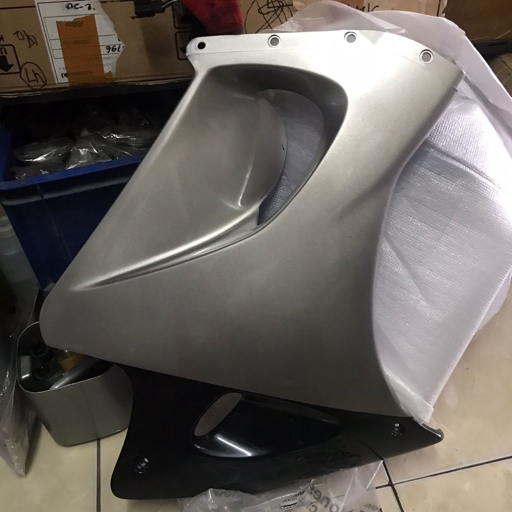 Fairing Sayap Kanan Kawasaki Ninja RR old Silver Original