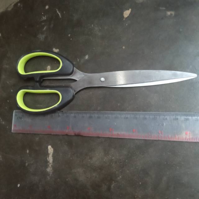 

Gunting besar montana murah