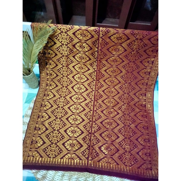 Songket Tenun Lombok