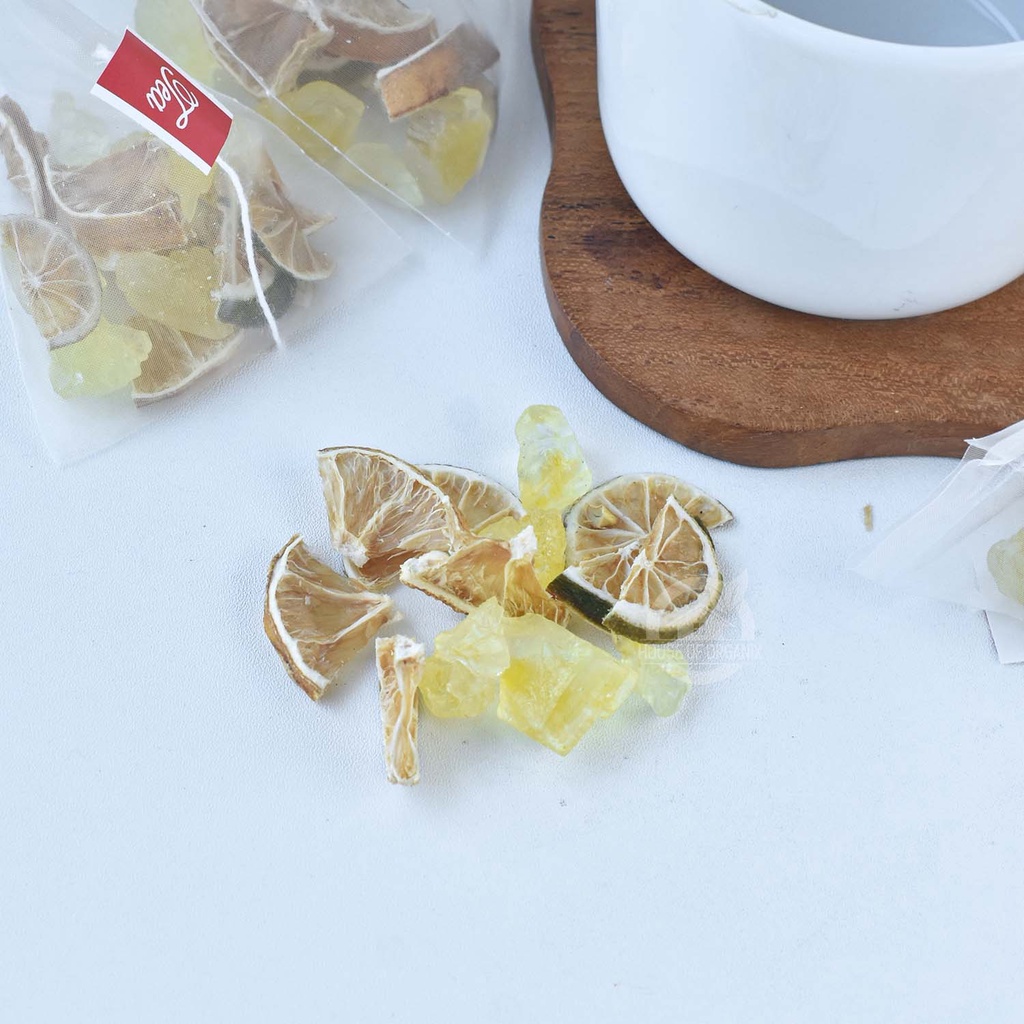 Lemon Lime Tea With Rock Sugar / Lemon Jeruk Nipis Dengan Gula Batu