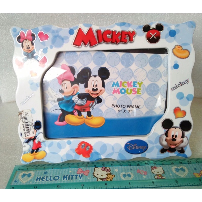 Frame / Bingkai foto motif mickey