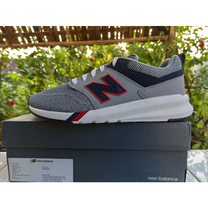 New Balance 009 grey reds mens sneakers