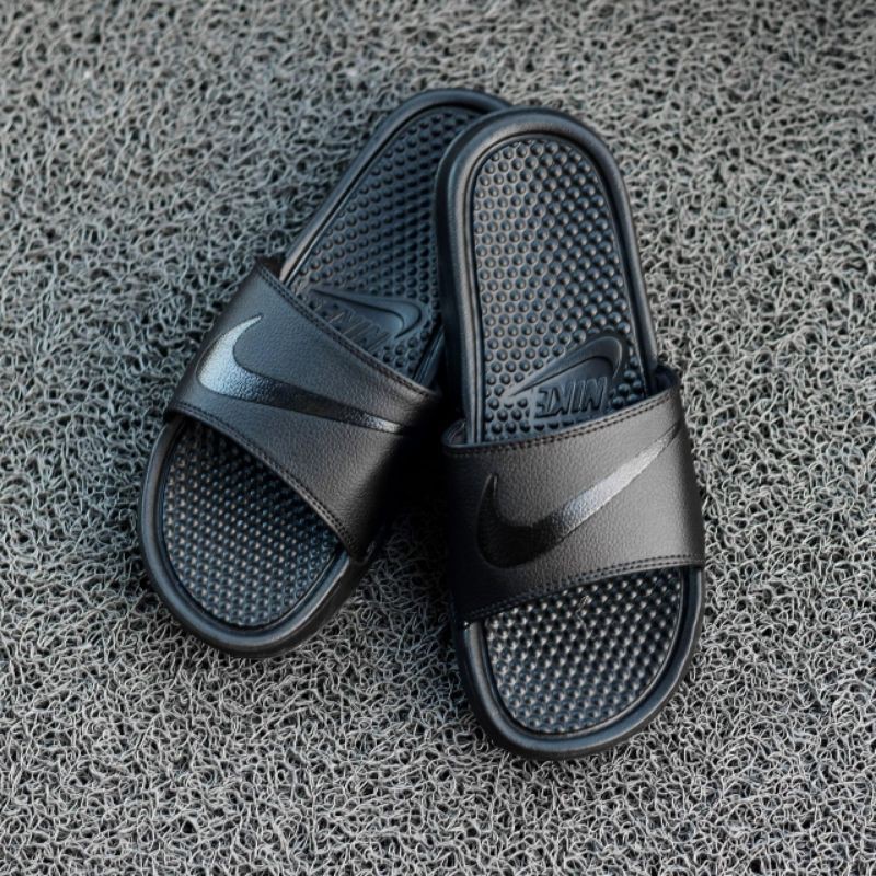 Sandal Nike Benassi Swoosh &quot;All Black&quot;