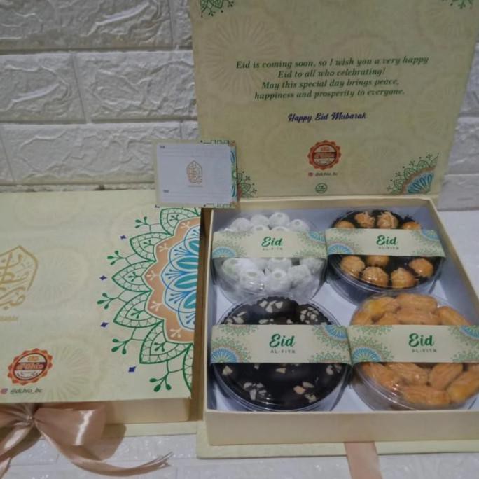 

Parsel Kue Lebaran Murah Paket Indhfebria