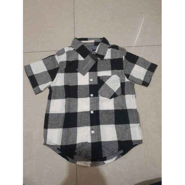 KEMEJA ANAK COWO TOMMY HILFIGER ORI HITAM PUTIH