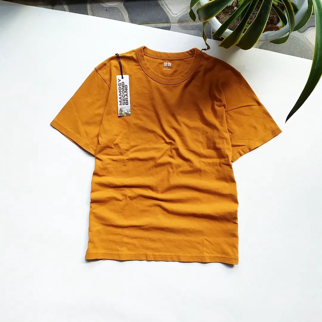 UNIQLO U BASIC TEE ORANGE