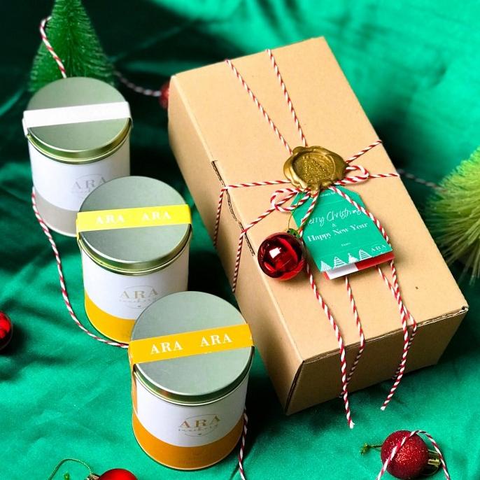 

Florentine Christmas Hampers .