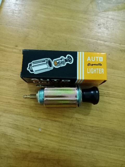 Auto cigarette lighter merek random