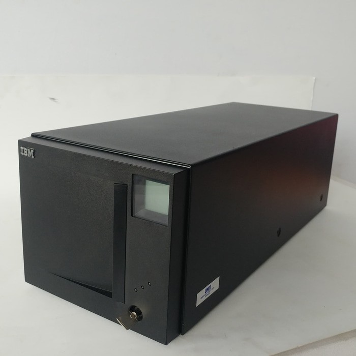IBM - System Storage Tape Drive Library Autoloader