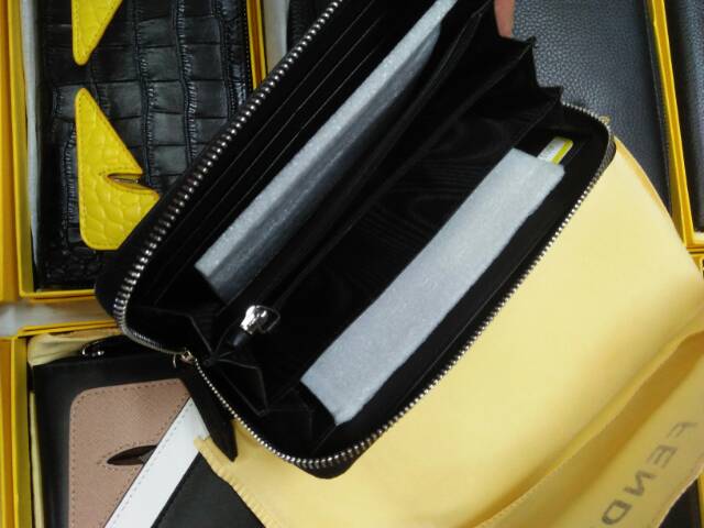 Premium Dompet panjang resleting Fendi kulit asli