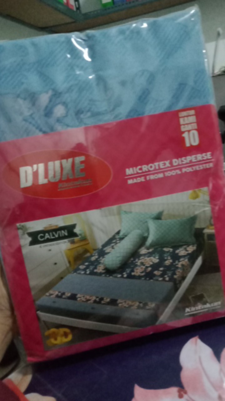 Sprei Kintakun Calvin Queen 160 No.2 Seprai Vintage Kembang Sepatu Motif Daun Semanggi