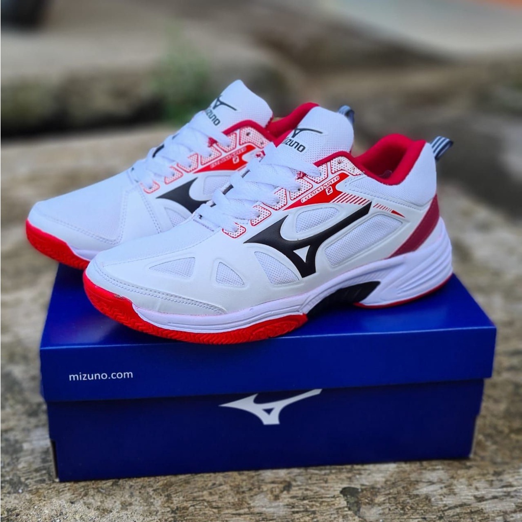 Sepatu volly Mizuno thunder Blade putih olahraga pria terbaru.Sepatu badminton