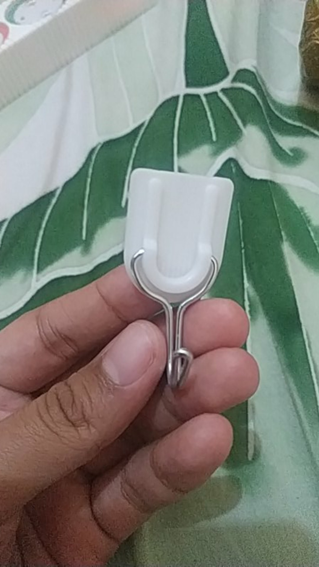 Gantungan Hook Kail Multifungsi Serbaguna Kecil Mini Tempel Untuk Kunci Topi Cantelan