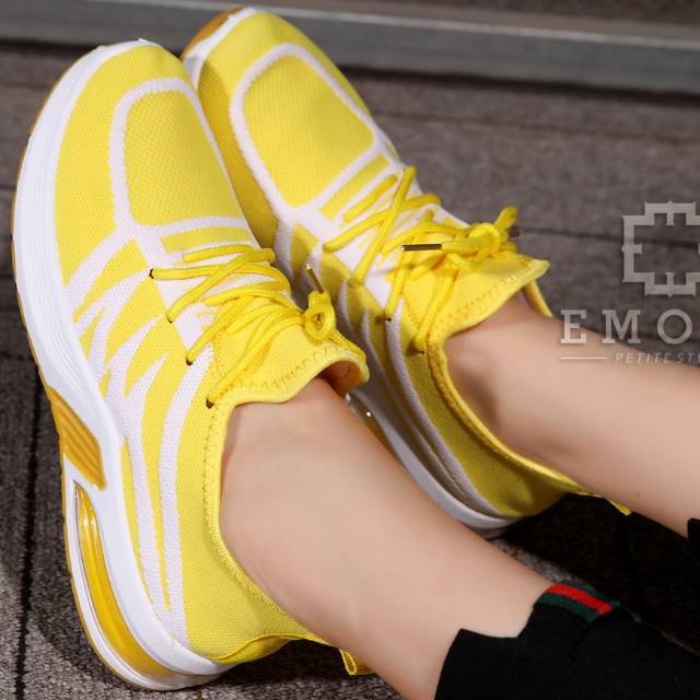 GIBD AQYEMO2792 EMORY Flyknit Sneakers SEPATU WANITA IMPORT SPORT OLAHRAGA SEPATU FASHION BATAM