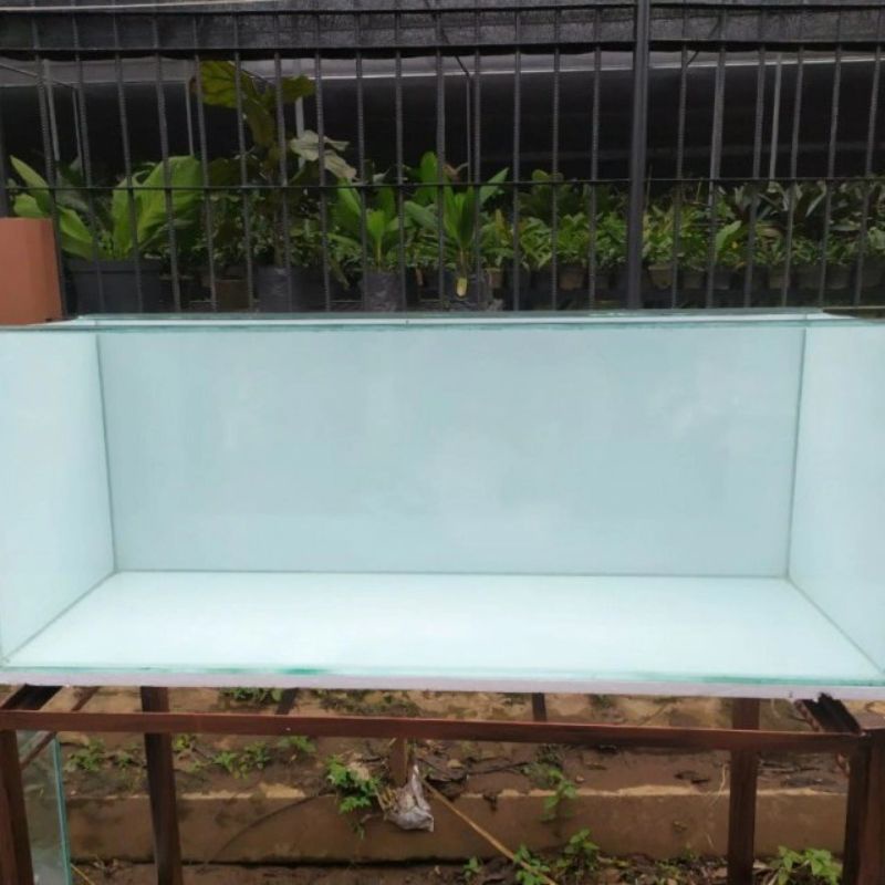 stiker skotlet khusus background akuarium kaca putih