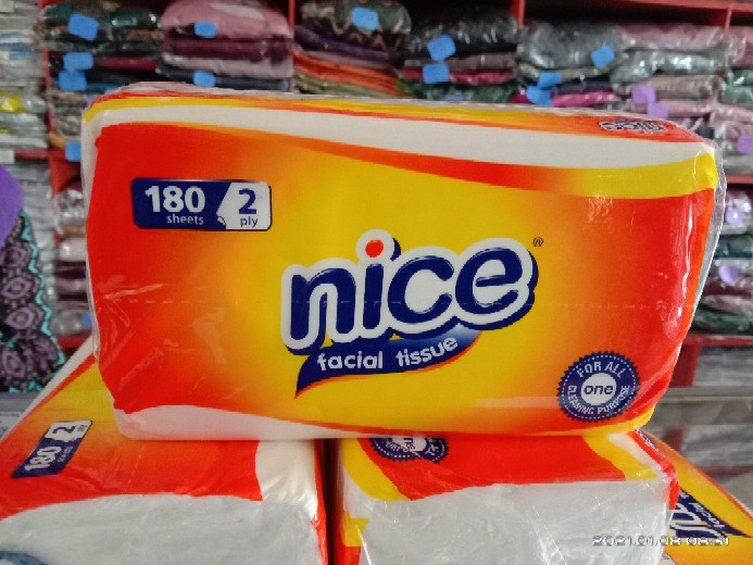Tissue Nice Facial 180 Sheets Softpack Murah