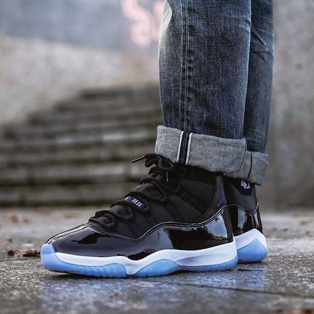 jordan low space jam