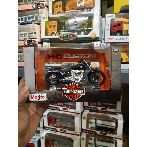 Diecast Harley Davidson 2017 Breakout - Miniatur Motor Gede Anak Moge