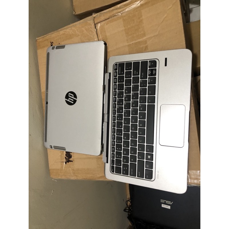 Laptop Hp Elite X2 Core M-5y71 - 8GB - SSD 128 - Full HD Touchscreen - Win 10 Murah