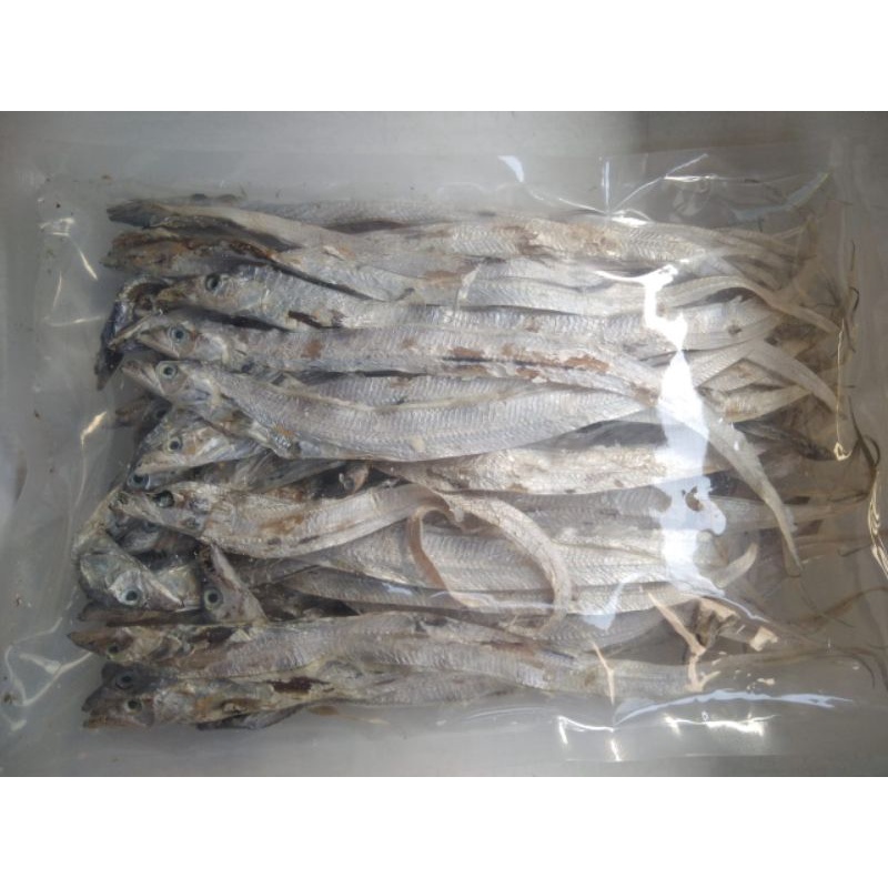 

Ikan kering/asin/gurih/renyah - Layur/Kalapan/Juhi juwi malam