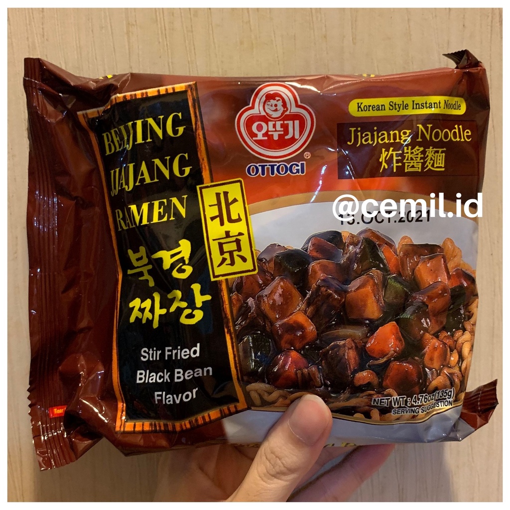 

OTTOGI Beijing Jjajang Ramen - Chajang Ramyun Stir Fried Black Bean Noodles - Mie Instant Korea