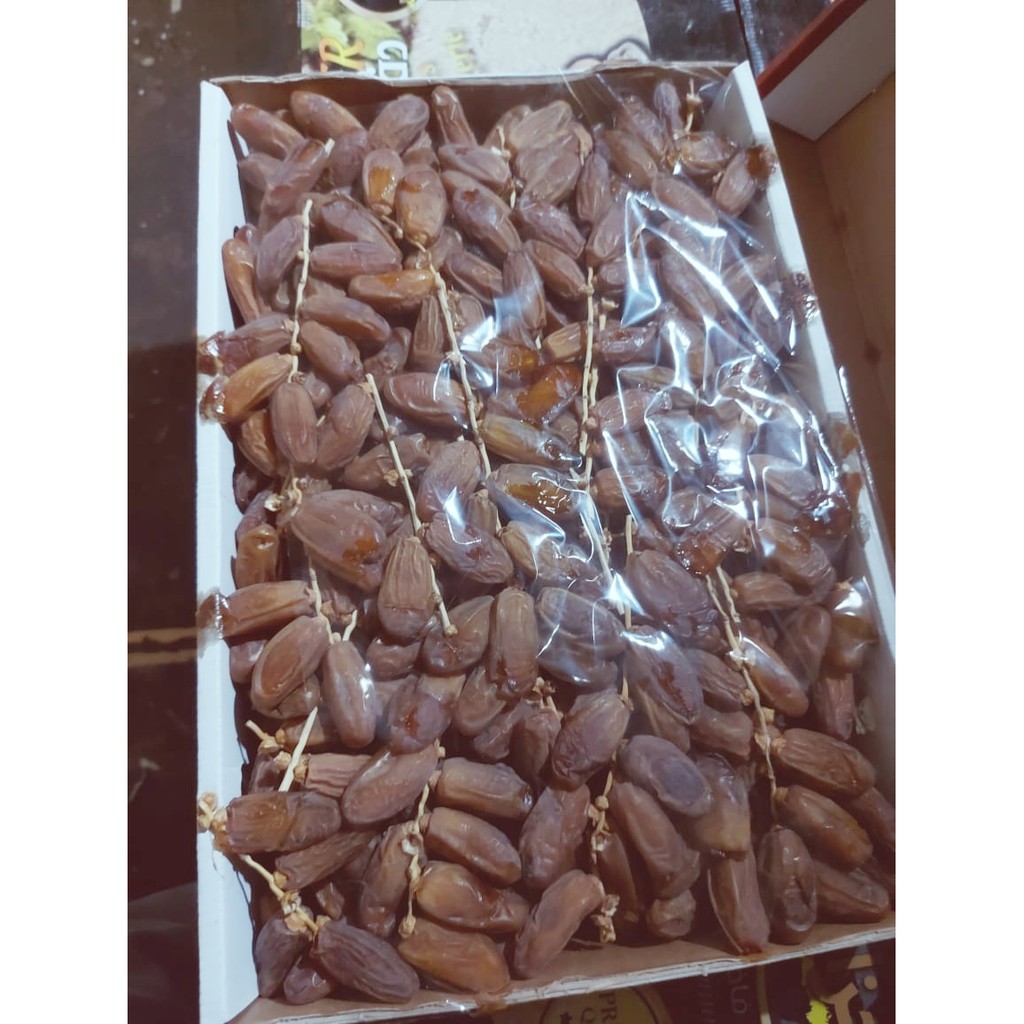 kurma tunisa tangkai isi 5kg