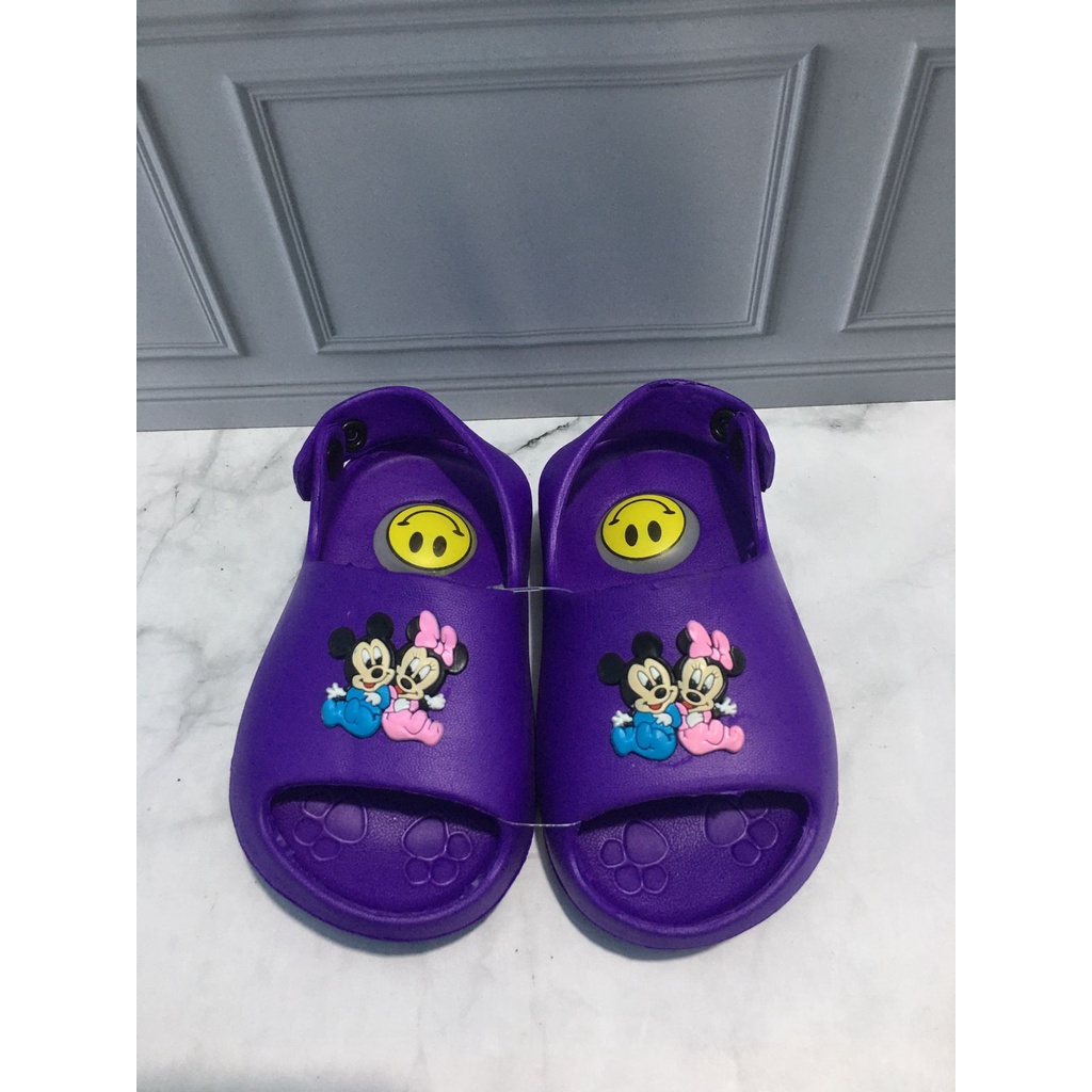 YT-725D-5 Sandal Selop Anak Cewek / Sandal Bunyi Cit Cit Karakter Mickey Minnie Merek Yutu Ukuran 19-24