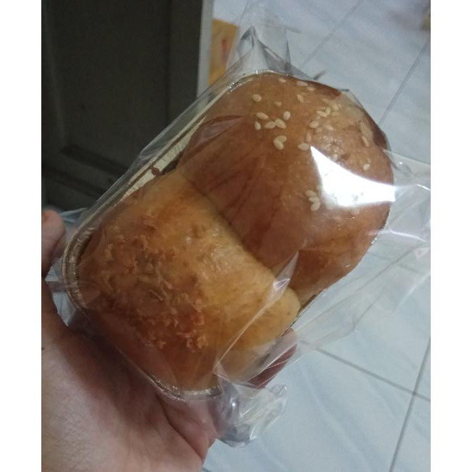 

BEST SELLER MURAH ROTI SOBEK COKLAT CAMPUR KEJU KHUSUS GOJEK DAN JNE YES