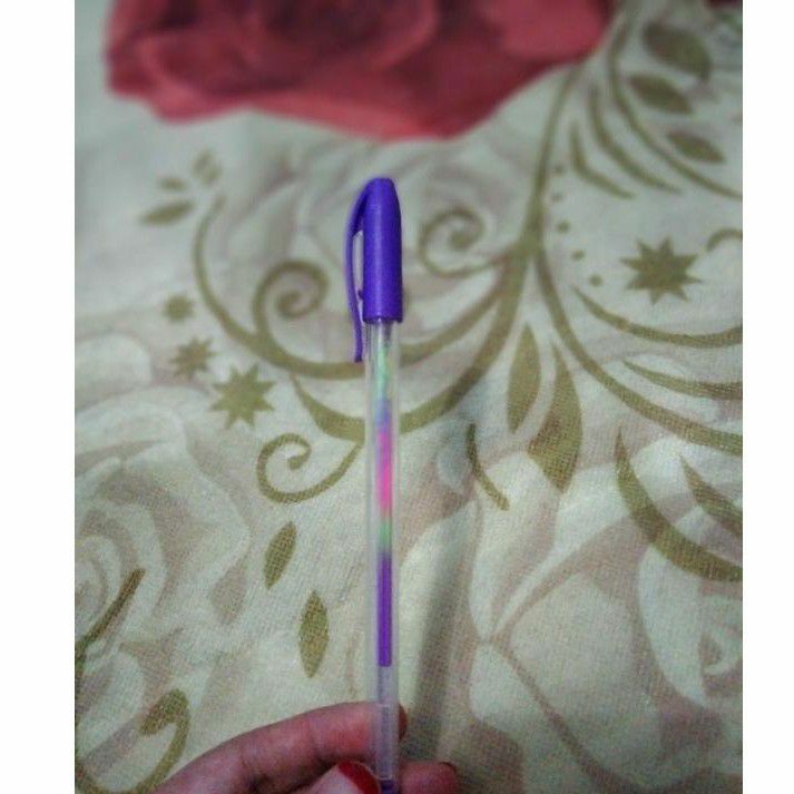 

Pulpen Tinta Warna Pelangi