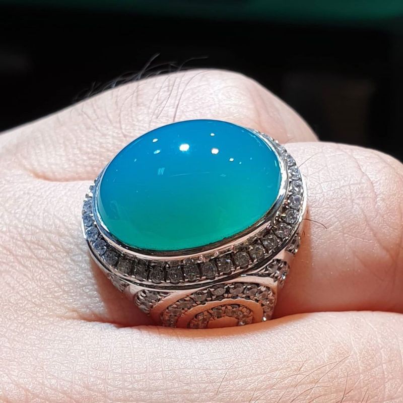 bacan bluish