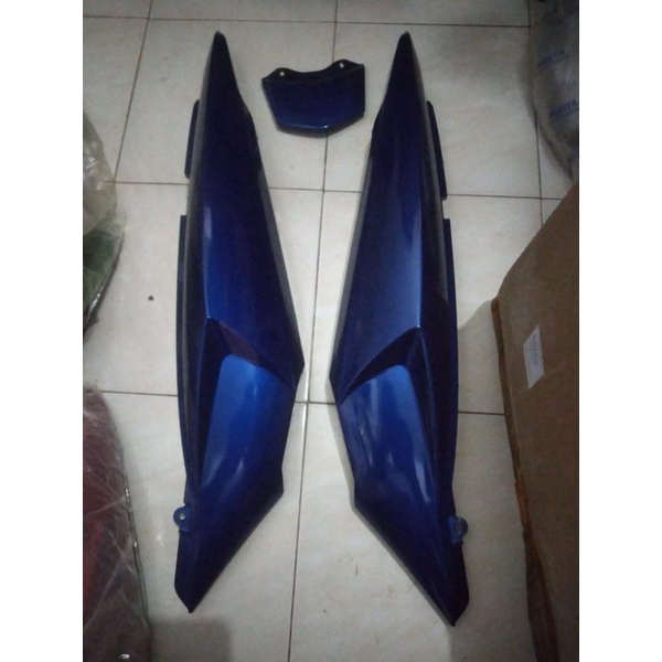 Bodi vixion lama vixion old warna biru