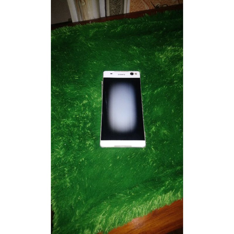 sony c5 ultra minus