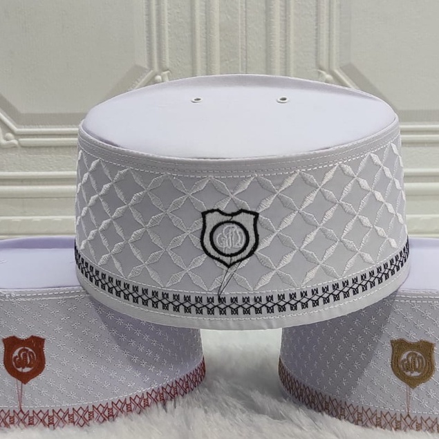 PECI SONGKOK KOPIAH PUTIH  MOTIF LAFAZH ALLAH - SONGKOK ASSAGOFAH MALAYSIA TURKI PECI PRIA DEWASA MO