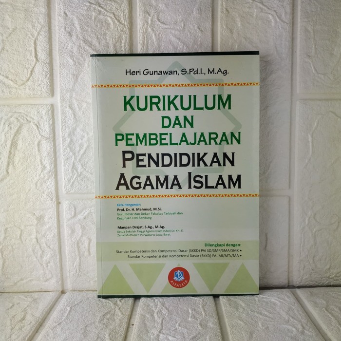 

BUKU ORI KURIKULUM DAN PEMBELAJARAN PENDIDIKAN AGAMA ISLAM . ALFABET