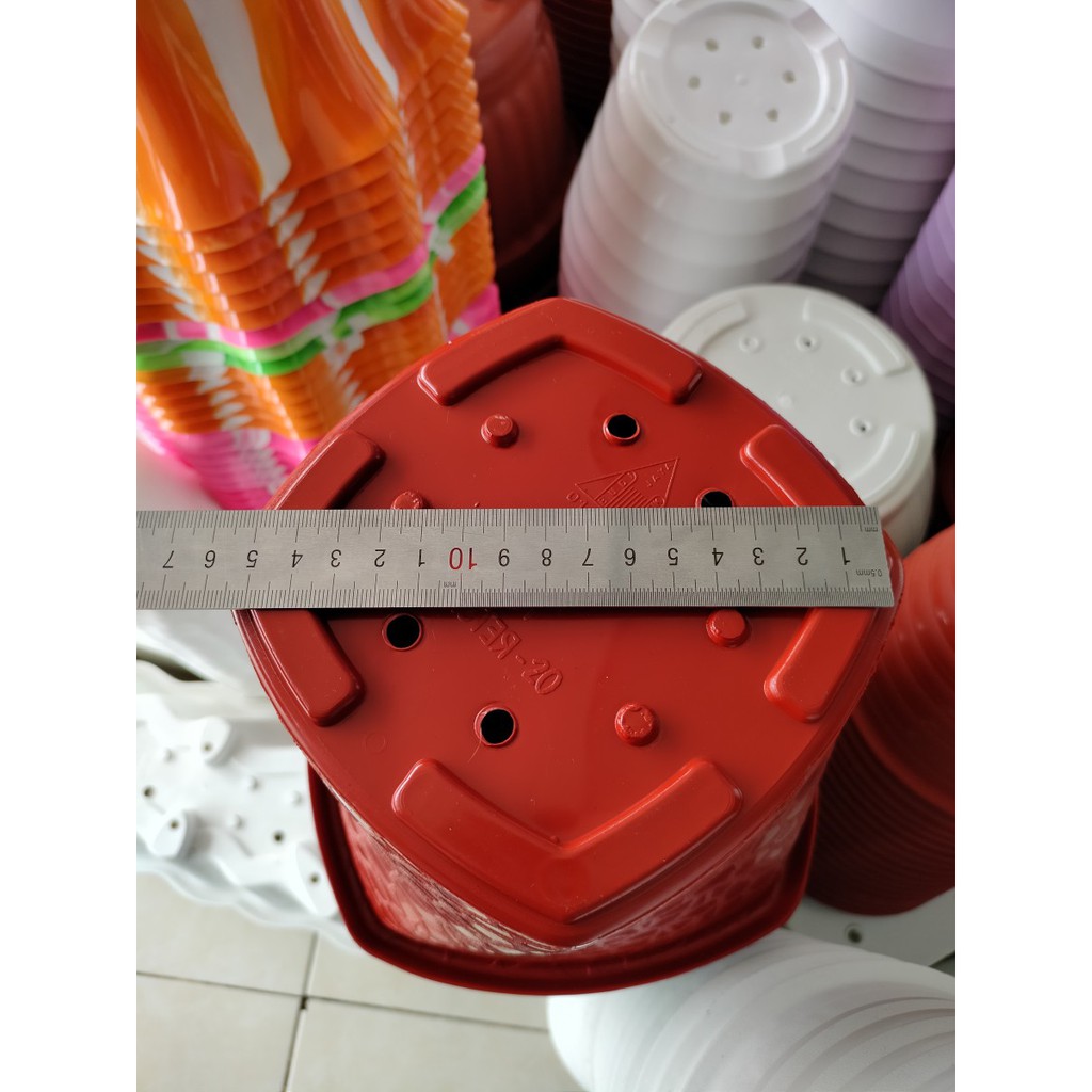 POT BUNGA / TWISTER 20 BJP MERAH BATA / KOTAK PERSEGI 20CM POT BUNGA