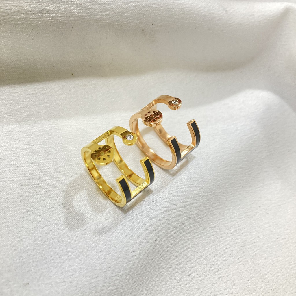 Cincin  Titanium Perhiasan wanita Anti Karat