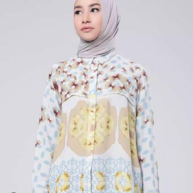 ❌ SOLD OUT ❌ PRELOVED ( OPEN BARTER ) RIA MIRANDA ABBEY TOP size M