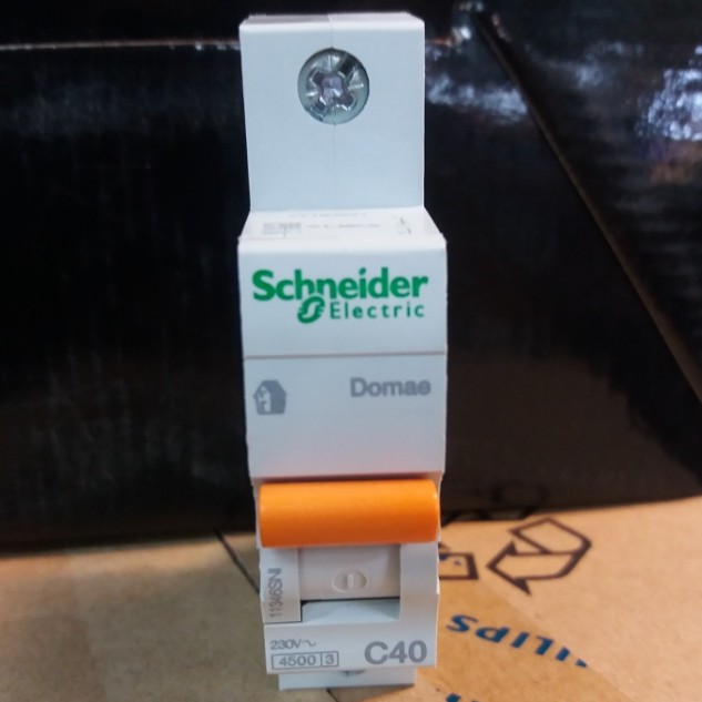 Schneider MCB Domae 1P 2A, 4A, 6A, 10A, 16A, 20A, 25A, 32A, 40A (beberapa sudah NEW DOMAE)