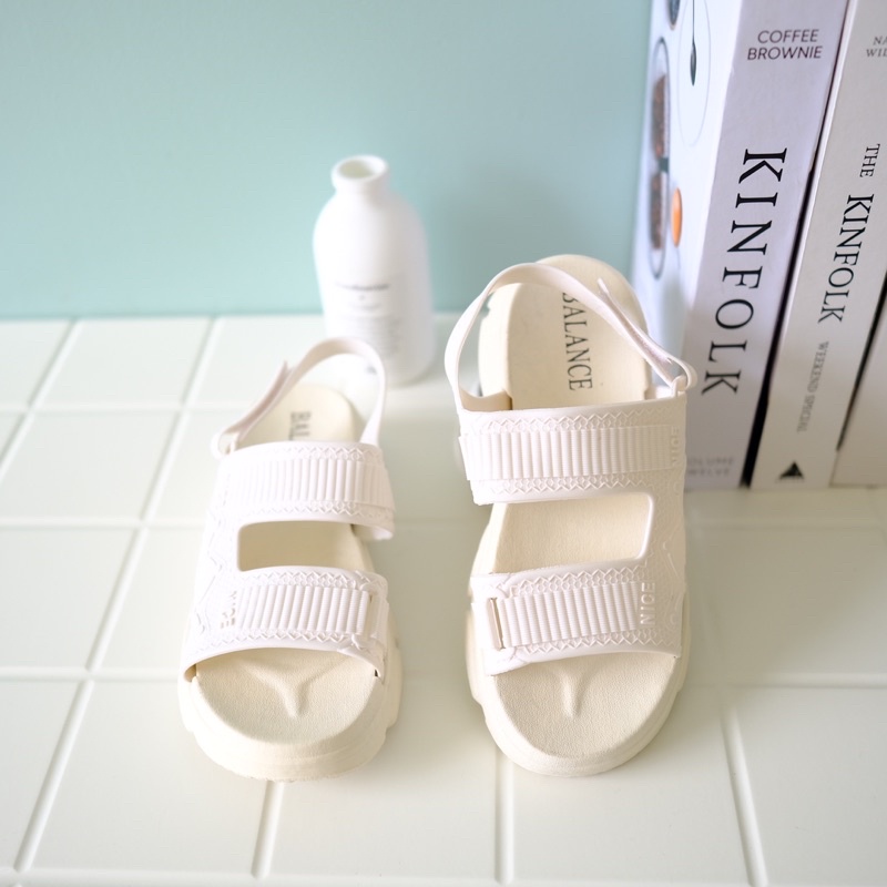 Resia Sandal