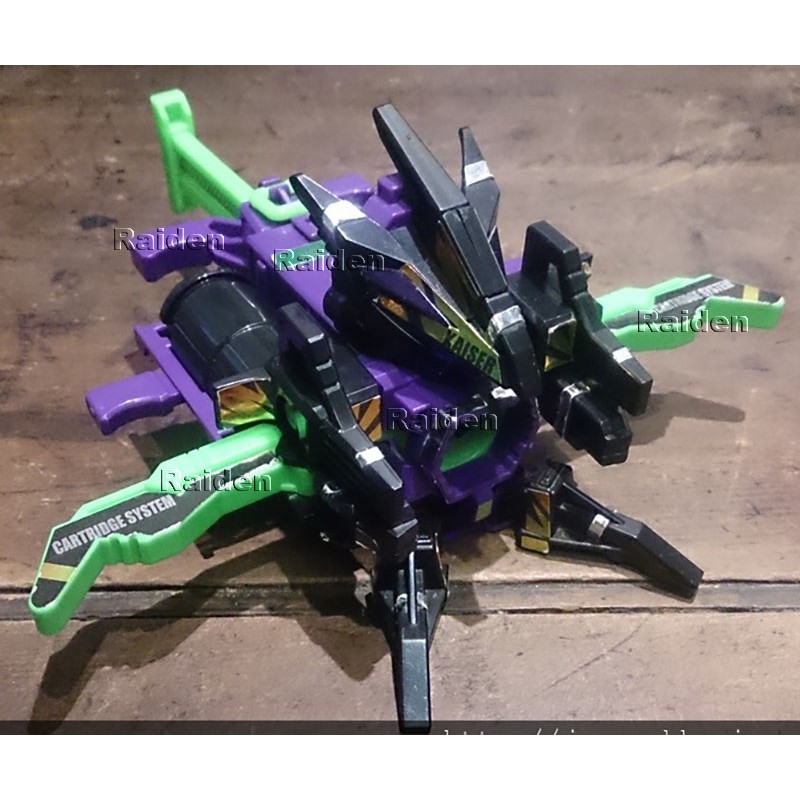 b-daman variable kaiser 113 mainan robot kelereng bdaman blue king caesar fighting armor KW