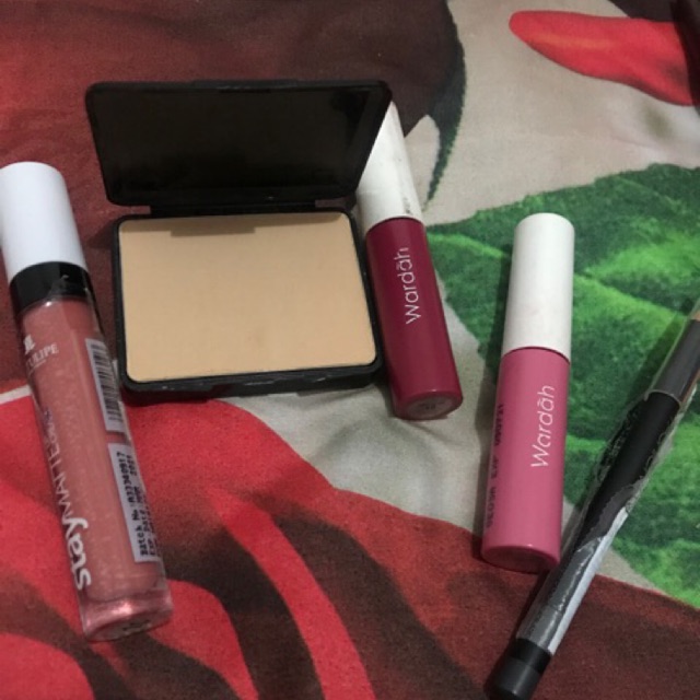 Preloved Lt Pro dual function bedak / Wardah liptint / Maybelline fashion brow / La tulipe lip cream