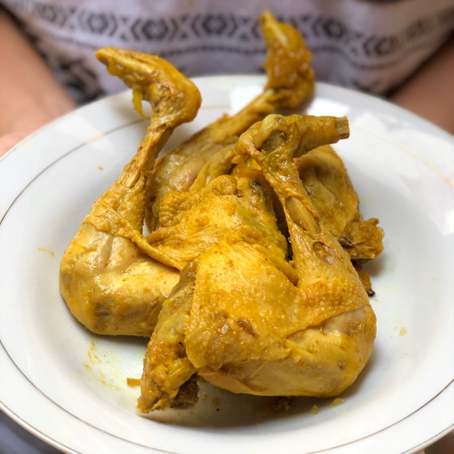 

AYAM KUNING