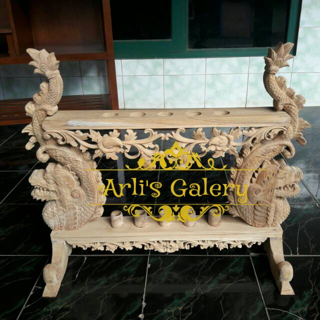 Tempat keris kayu jati mentahan furniture jepara