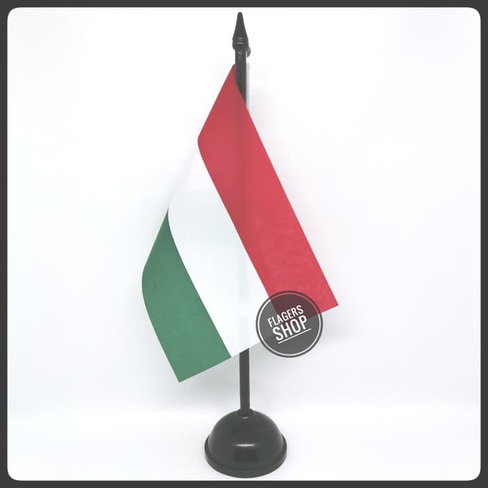 

Bendera Meja Hungaria + Tiang Kayu